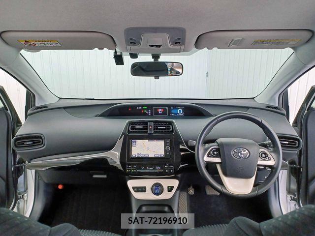 Toyota PRIUS 2017-08 384152-19