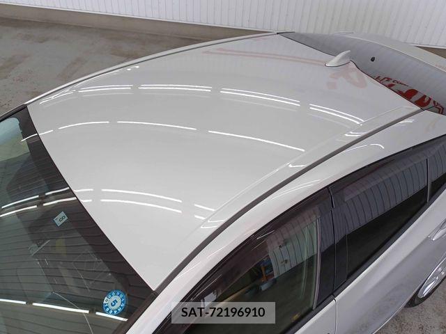 Toyota PRIUS 2017-08 384152-9