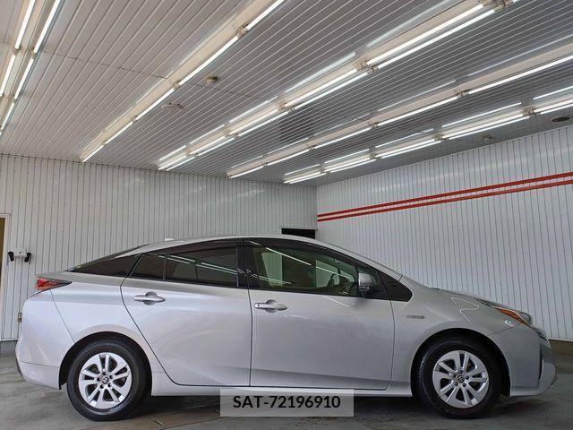 Toyota PRIUS 2017-08 384152-12