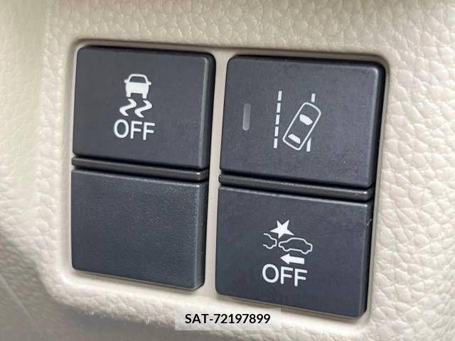 Honda N BOX 2019-03 241977-8