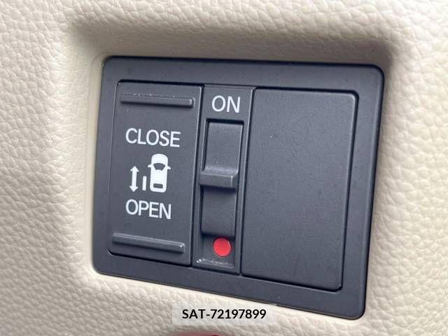 Honda N BOX 2019-03 241977-5