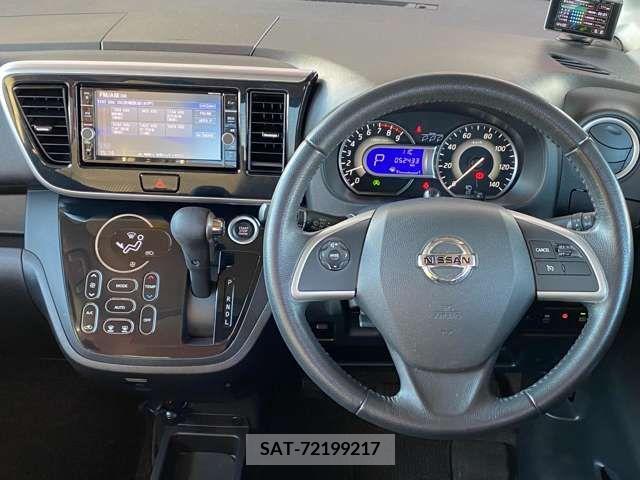 Nissan DAYZ ROOX 2018-02 297744-13