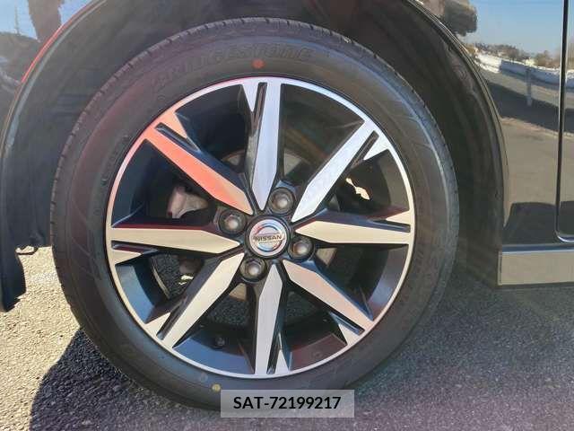 Nissan DAYZ ROOX 2018-02 297744-10
