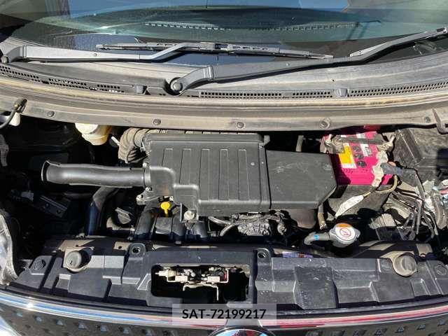Nissan DAYZ ROOX 2018-02 297744-9