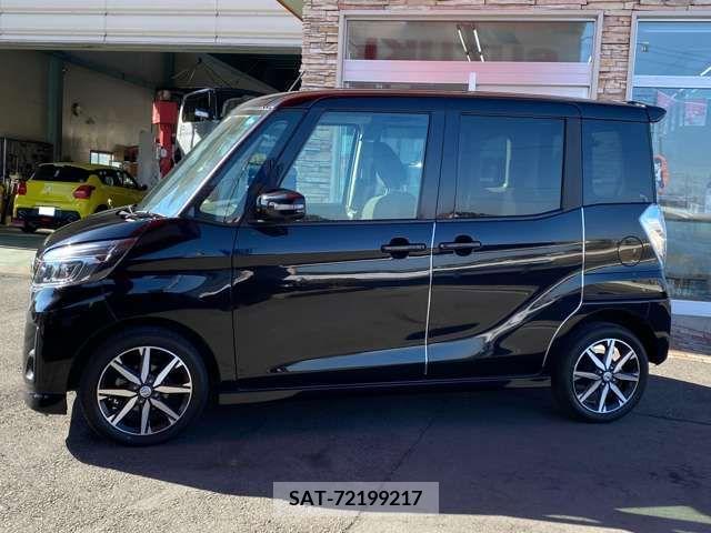 Nissan DAYZ ROOX 2018-02 297744-2