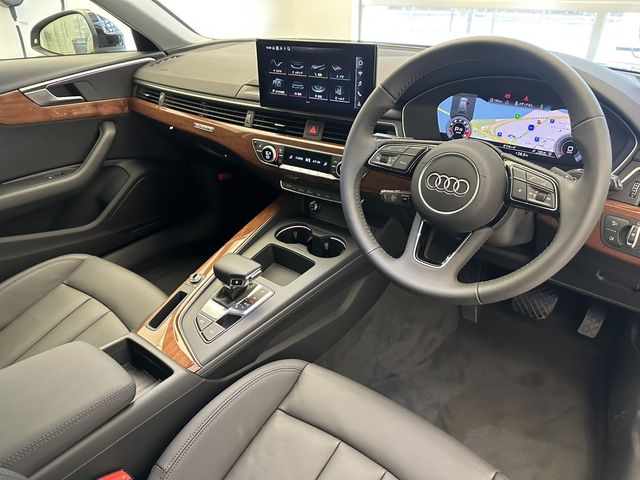 Audi A4 2020-12 15630-8