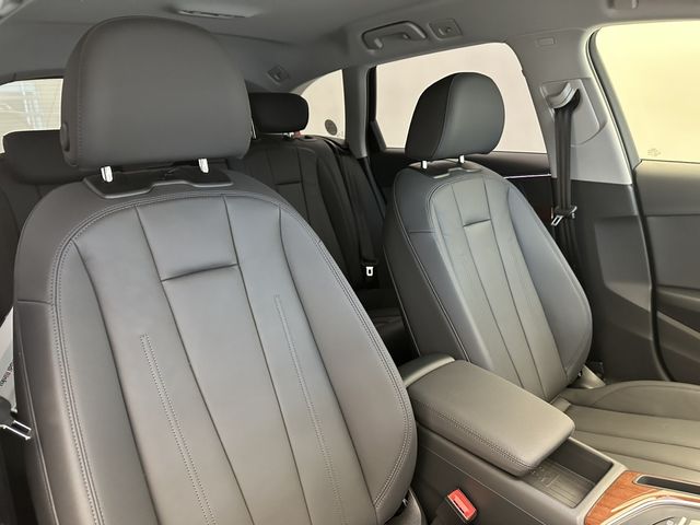 Audi A4 2020-12 15630-14