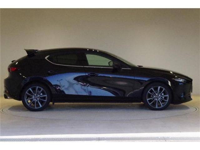 Mazda MAZDA3 2021-10 191996-21