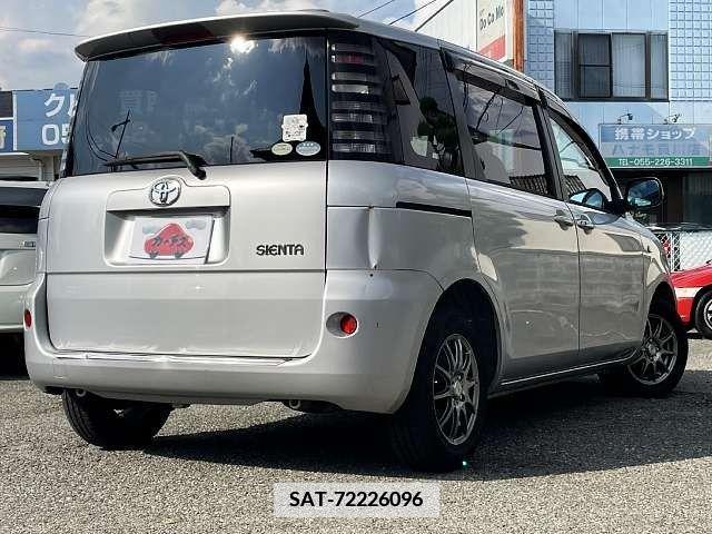 Toyota SIENTA 2006-01 368160-2