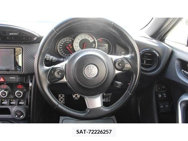 Toyota 86 2016-11 204673-13