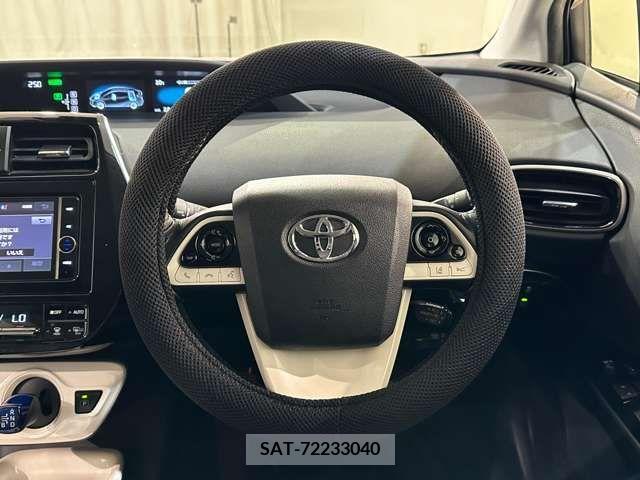Toyota PRIUS 2016-06 282170-13