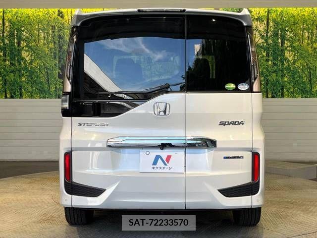 Honda STEP WGN 2017-09 368879-16