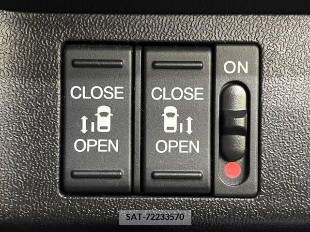 Honda STEP WGN 2017-09 368879-3