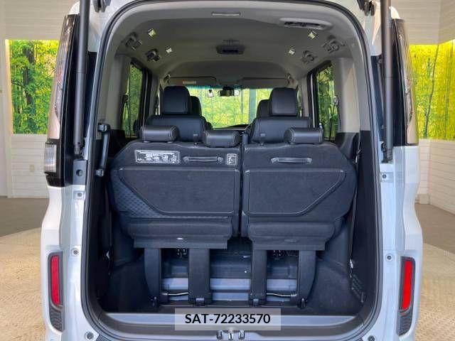 Honda STEP WGN 2017-09 368879-11