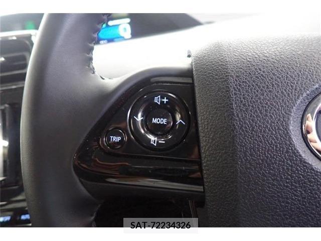 Toyota PRIUS 2022-01 366303-15