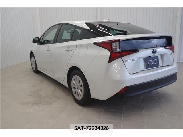 Toyota PRIUS 2022-01 366303-6