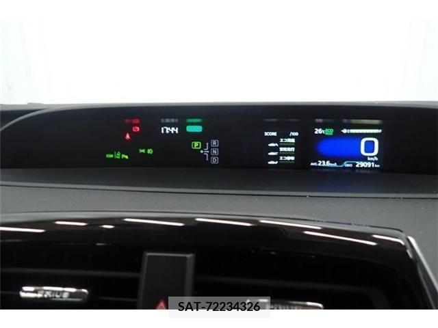Toyota PRIUS 2022-01 366303-12