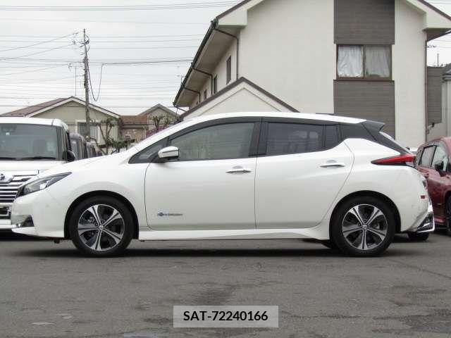 Nissan LEAF 2018-11 224242-4