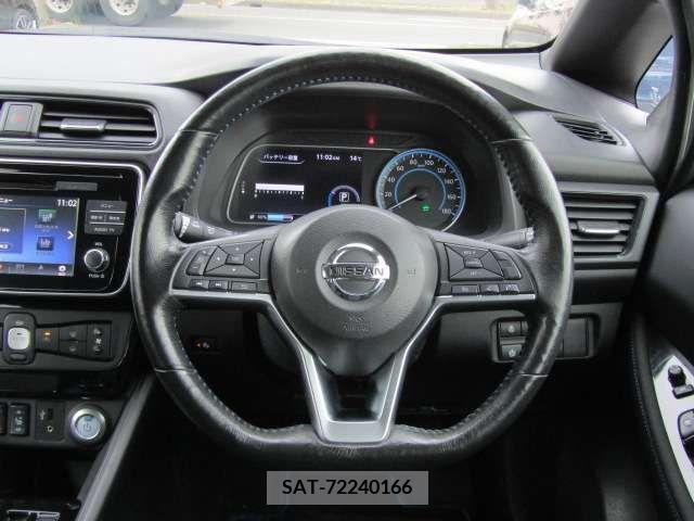 Nissan LEAF 2018-11 224242-15