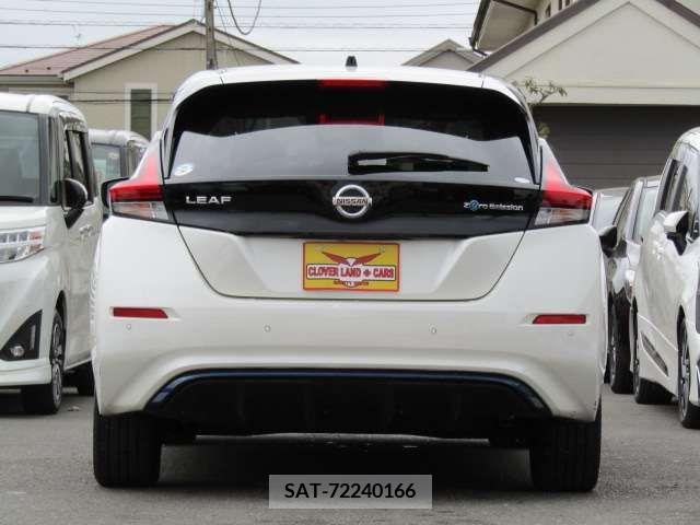 Nissan LEAF 2018-11 224242-5