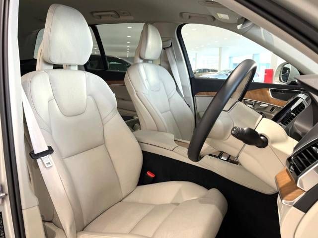 Volvo XC90 2022-03 190296-10