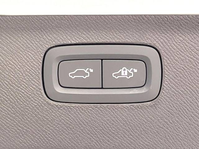 Volvo XC90 2022-03 190296-16