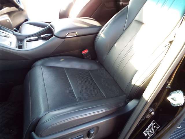 Toyota VELLFIRE 2018-11 28369-7