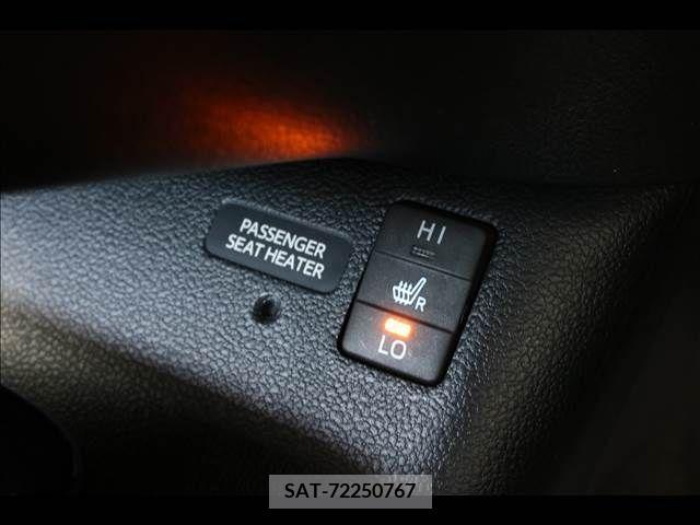 Toyota PRIUS PHV 2017-05 255306-15