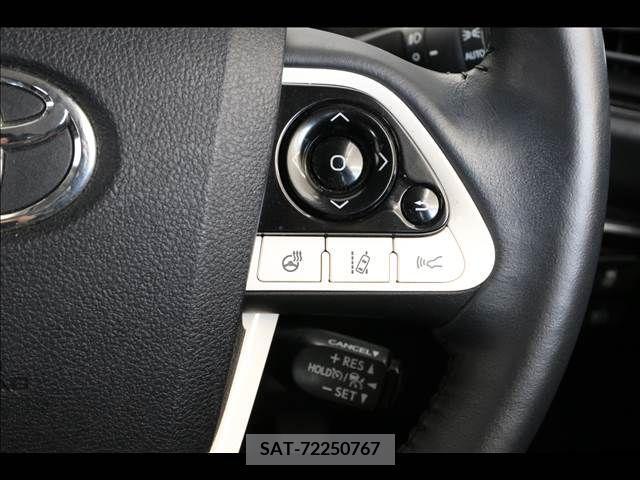 Toyota PRIUS PHV 2017-05 255306-14