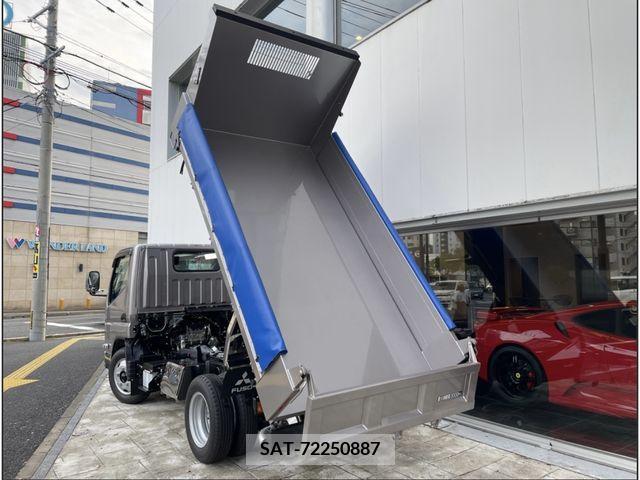 Mitsubishi CANTER 2023-08 208761-11