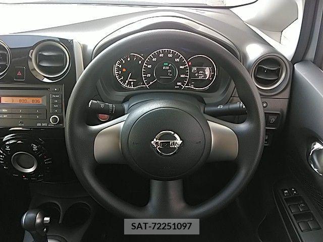 Nissan NOTE 2013-07 279903-7