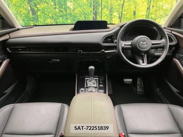 Mazda CX-30 2023-07 358489-1