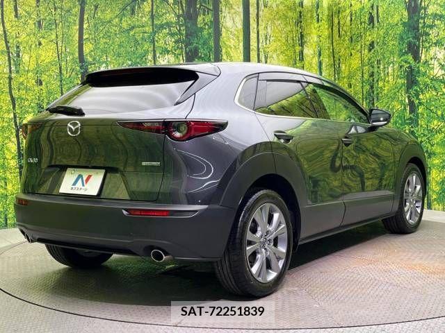 Mazda CX-30 2023-07 358489-17