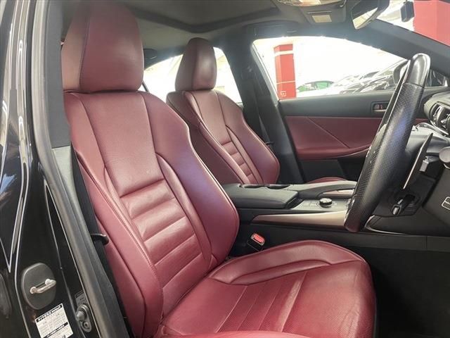 Lexus IS 2017-02 25393-17