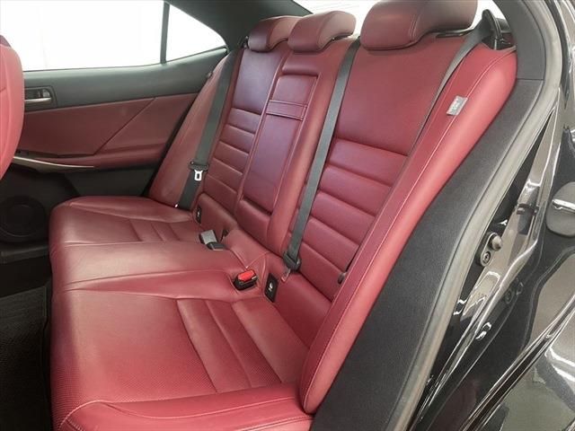 Lexus IS 2017-02 25393-20