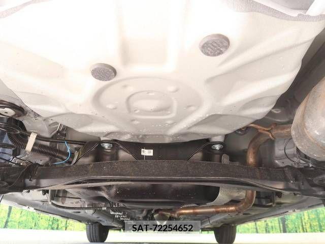 Toyota YARIS 2023-06 371389-19