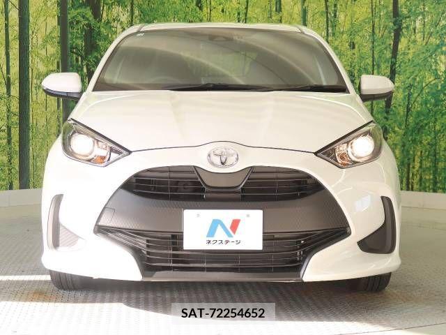 Toyota YARIS 2023-06 371389-14