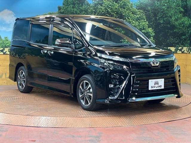 Toyota VOXY 2021-03 185236-17