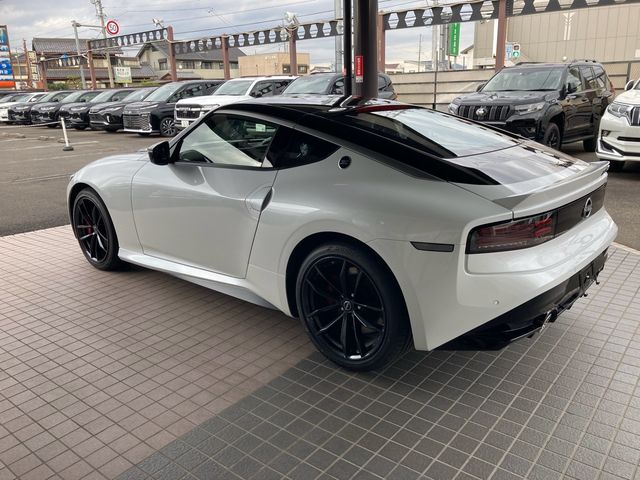 Nissan FAIRLADY Z 2023-12 185981-7