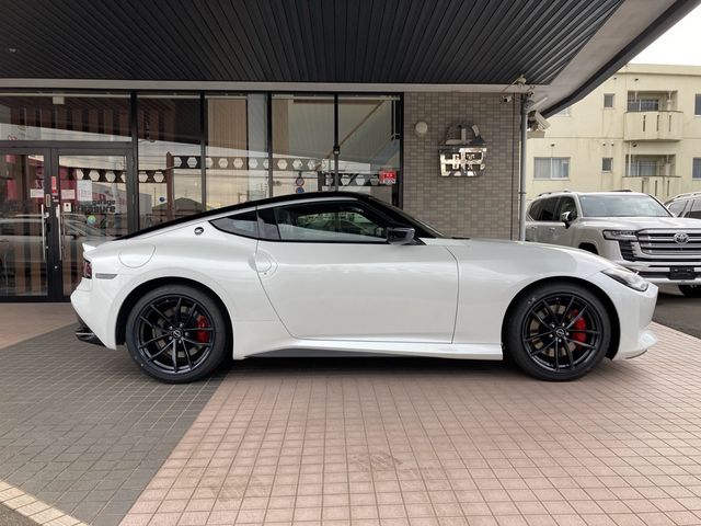 Nissan FAIRLADY Z 2023-12 185981-4