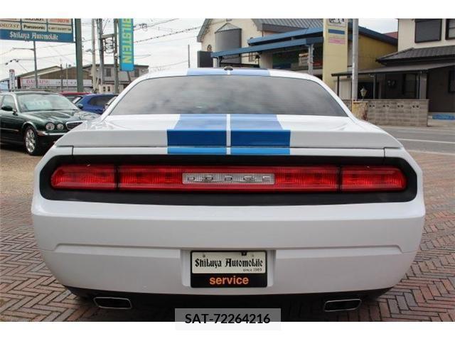 Dodge CHALLENGER 2013-05 371849-4