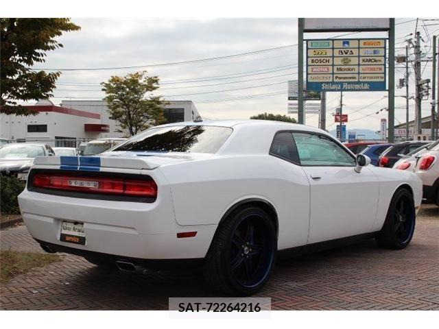 Dodge CHALLENGER 2013-05 371849-2