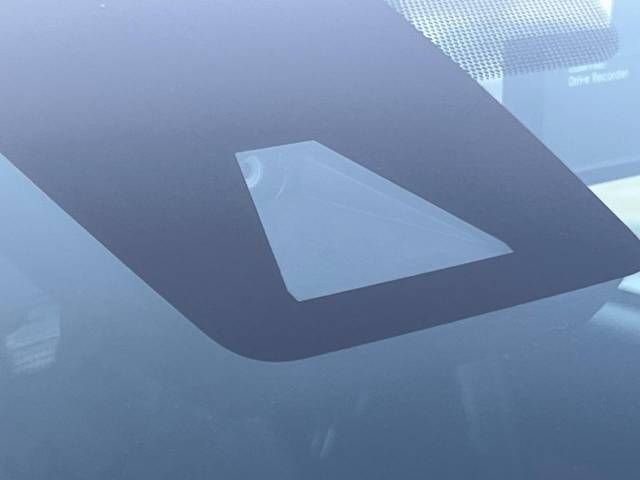 Toyota MARK X 2017-11 196628-6