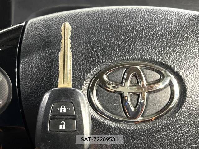 Toyota AQUA 2019-04 291898-7