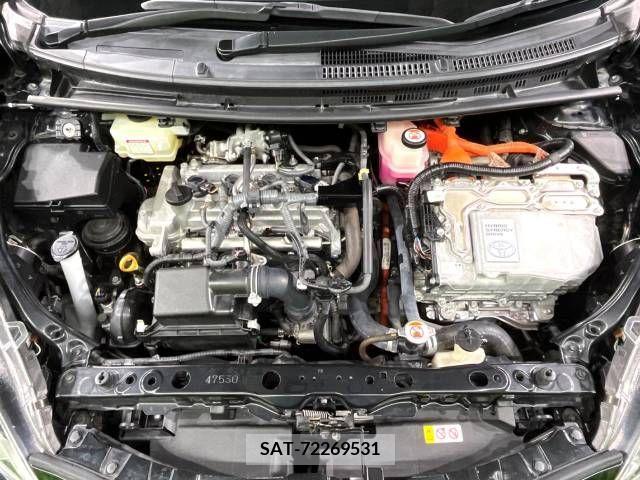 Toyota AQUA 2019-04 291898-18