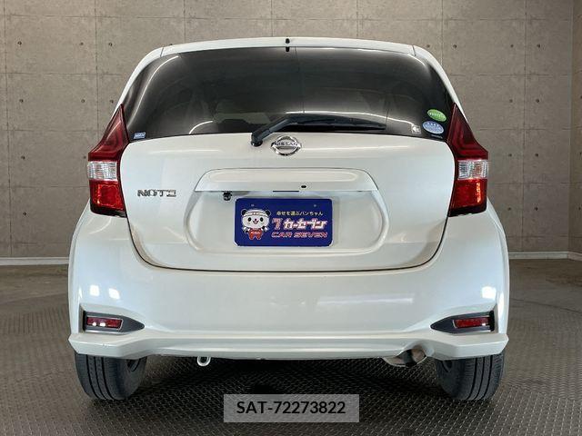 Nissan NOTE 2017-02 279933-5