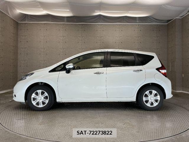 Nissan NOTE 2017-02 279933-7
