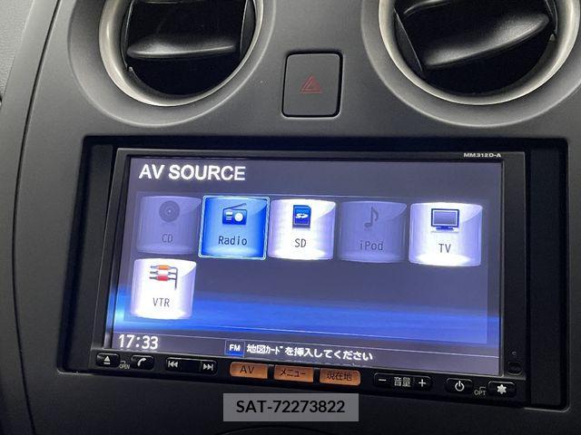 Nissan NOTE 2017-02 279933-15
