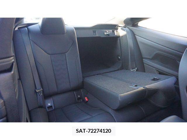 Bmw M4 2021-04 211630-25