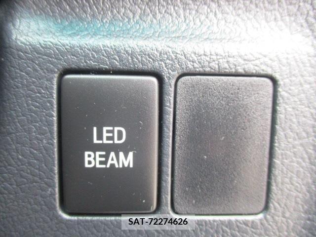 Toyota MARK X 2016-04 276291-15